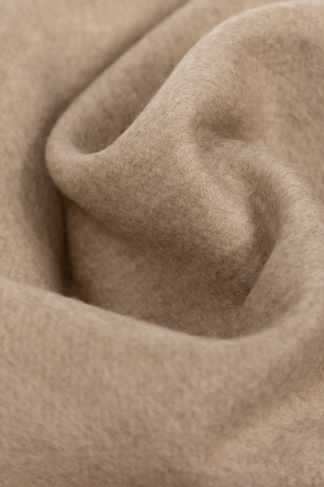 【送料&関税込】Max Mara Baci Cashmere Scarf Beige Cashmere scarf 'Baci' Max Mara - Vitkac Canada